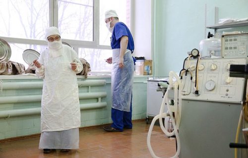 89-year-old-surgeon-alla-ilyinichna-levushkina-2