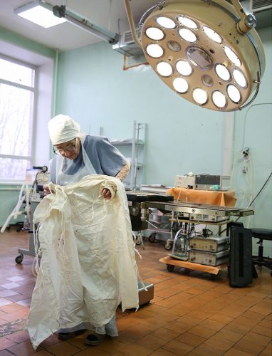 89-year-old-surgeon-alla-ilyinichna-levushkina-21