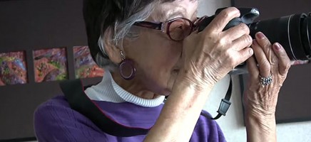 Deze Japanse fotojournalist is 101 én zet haar carrière nog ...
