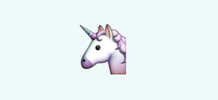 Yes! De unicorn emoticon bestaat