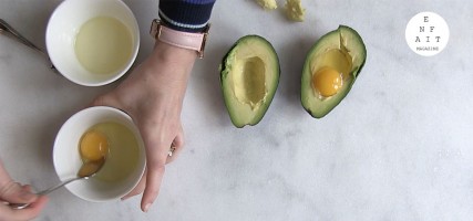 Enfait kookt: avocado's met ei en kaas uit de oven