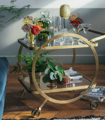 Bar cart via 'Mooi wat bloemen doen'