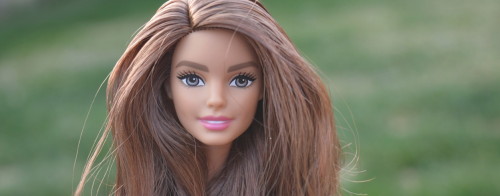 Deze documentaire over Barbie moet je zien