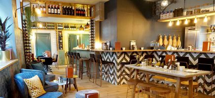Hotspot Alert | Wijnbar SHIRAZ, hidden gem in hartje Amsterdam