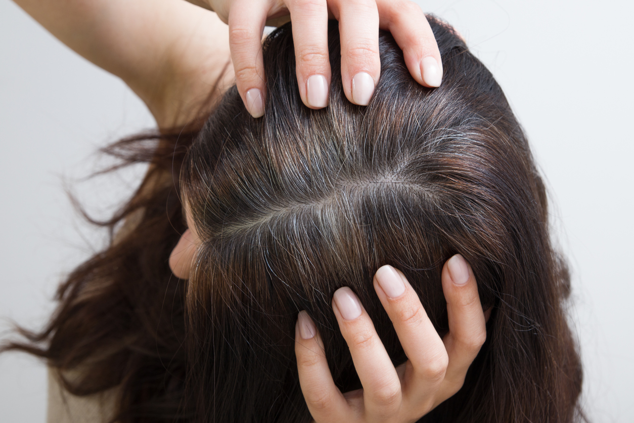Trek je grijze haren uit je hoofd? Pas maar op!