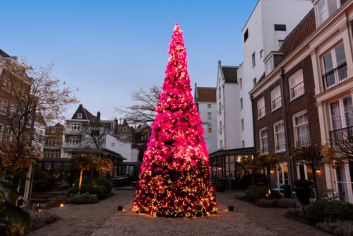 Pulitzer onthult met ROKSANDA een kunstige kerstboom